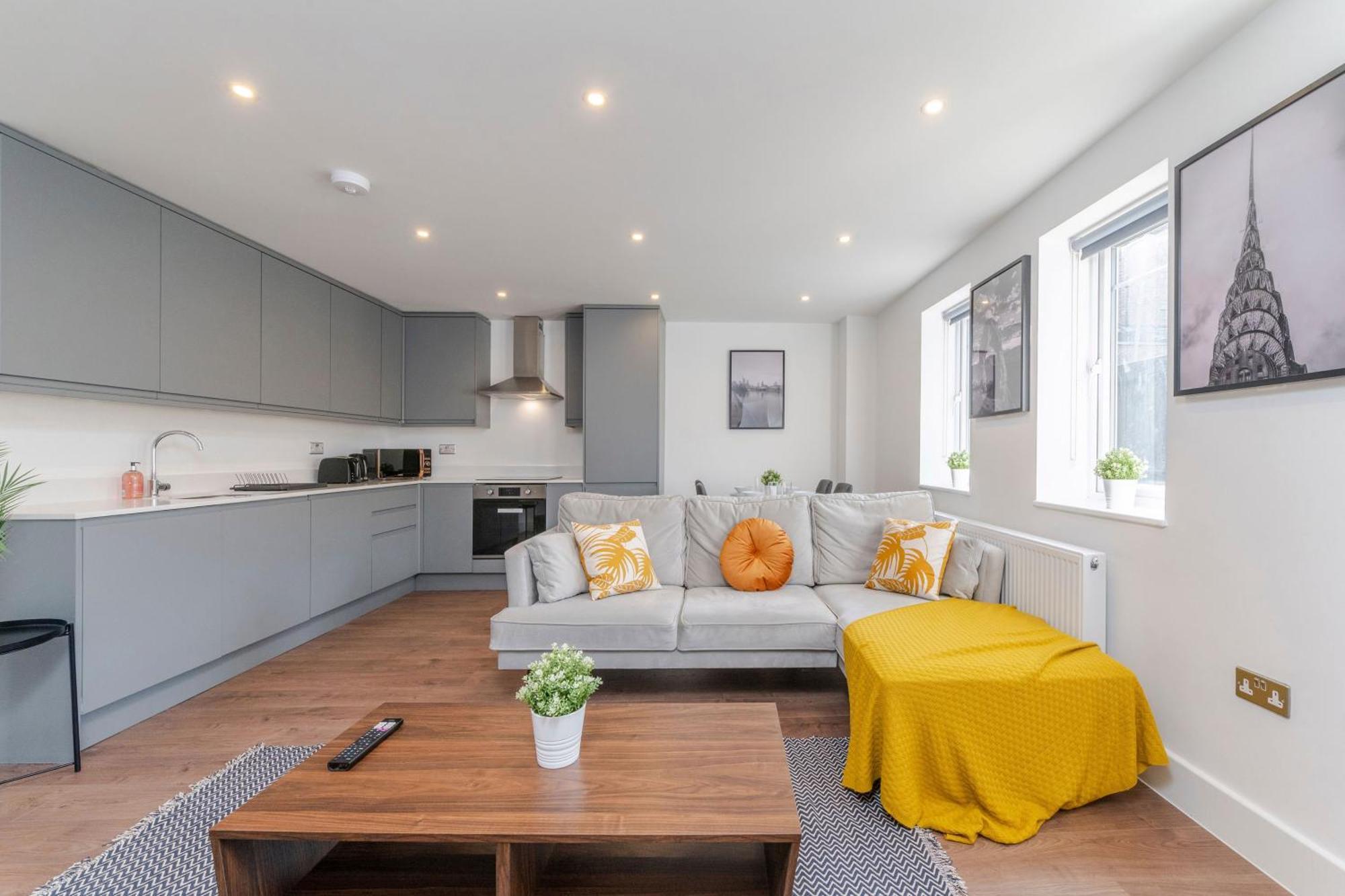 Modern London Home - 2 Bedrooms 2 Bath - Battersea, Vauxhall & Nine Elms Station Exteriör bild