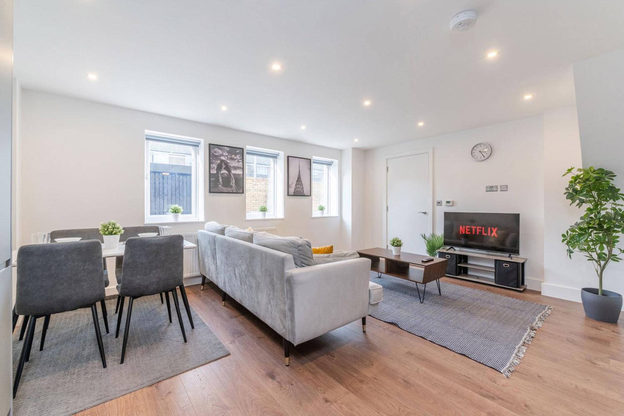 Modern London Home - 2 Bedrooms 2 Bath - Battersea, Vauxhall & Nine Elms Station Exteriör bild