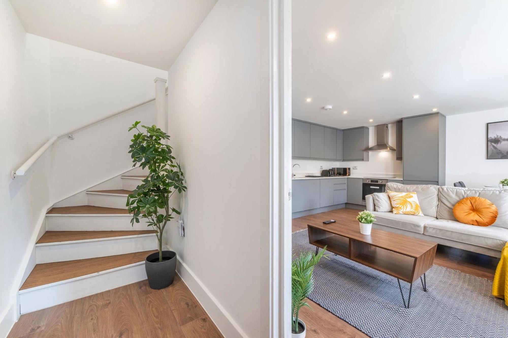 Modern London Home - 2 Bedrooms 2 Bath - Battersea, Vauxhall & Nine Elms Station Exteriör bild